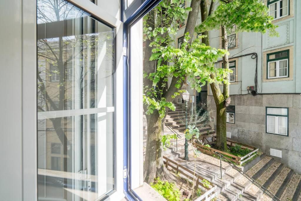 Beautiful Apartment Near The Center Of Lisboa Exterior foto